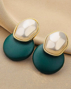 Round & Pearl Earrings