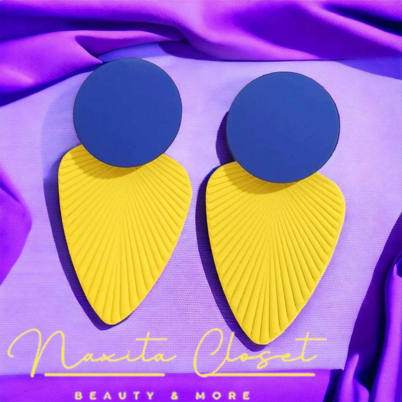 Leafie - Leaf Textured Drop Earrings - Naxita Closet